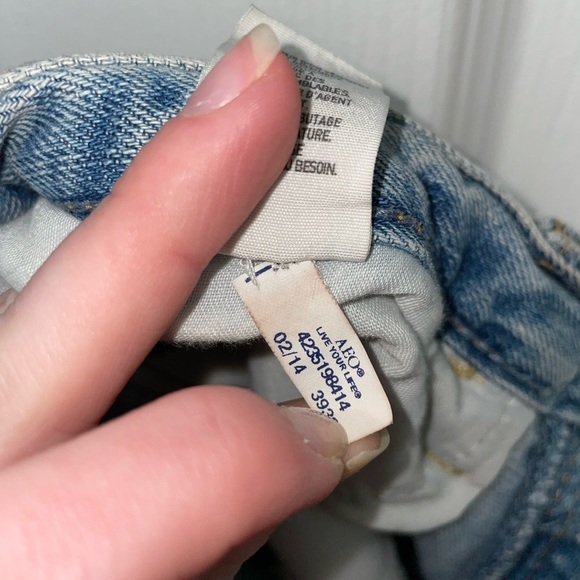 American Eagle distressed denim shorts - Picture 7 of 7